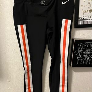 Large Oregon Beaver Nike Running pants